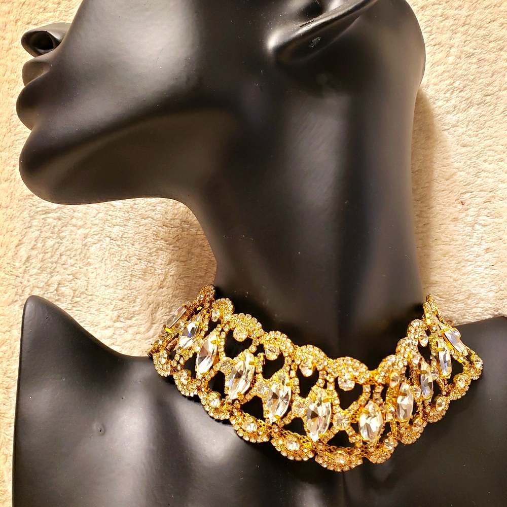 Beautiful choker